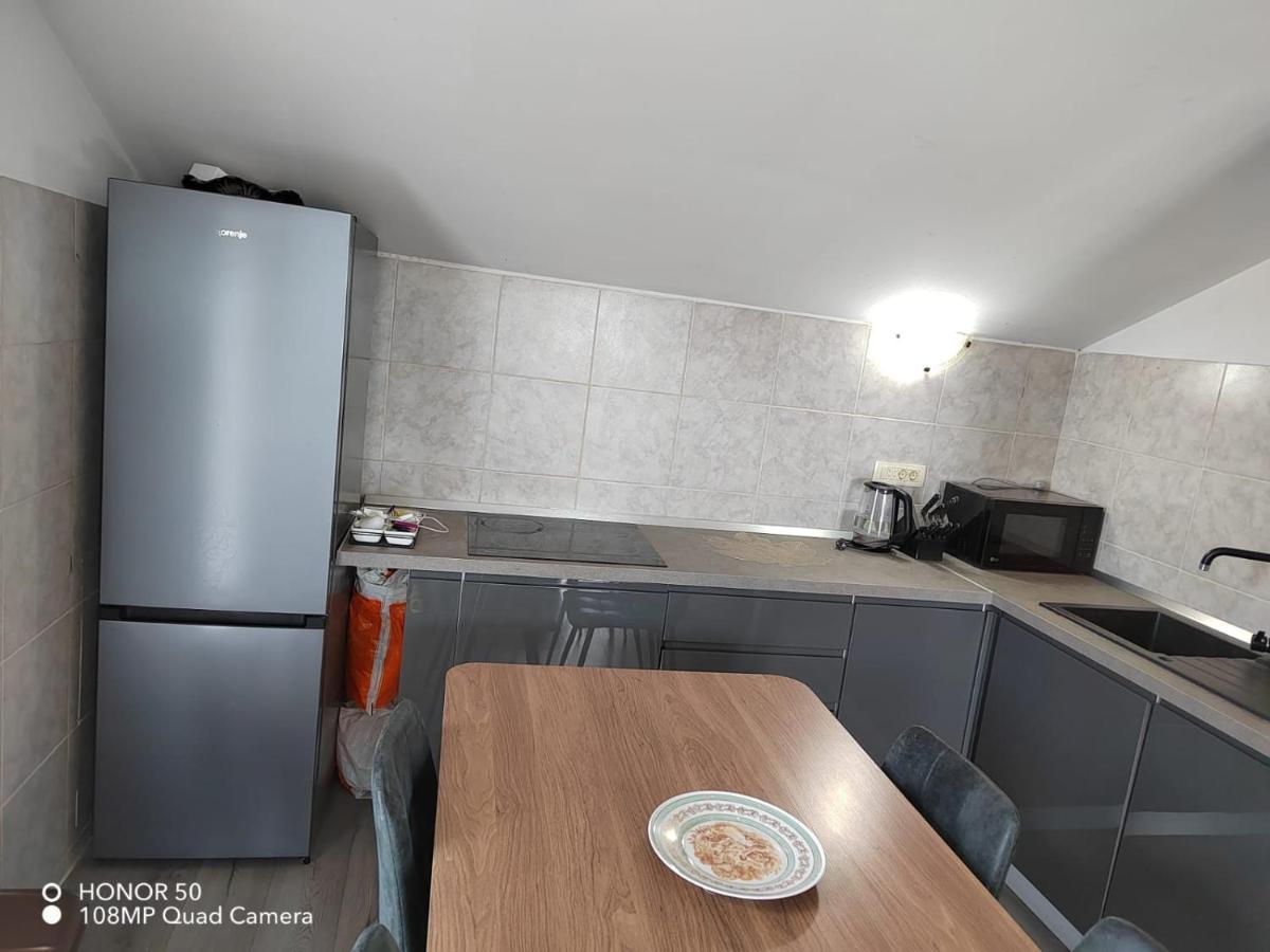 Angella Apartment Дуги-Рат Экстерьер фото