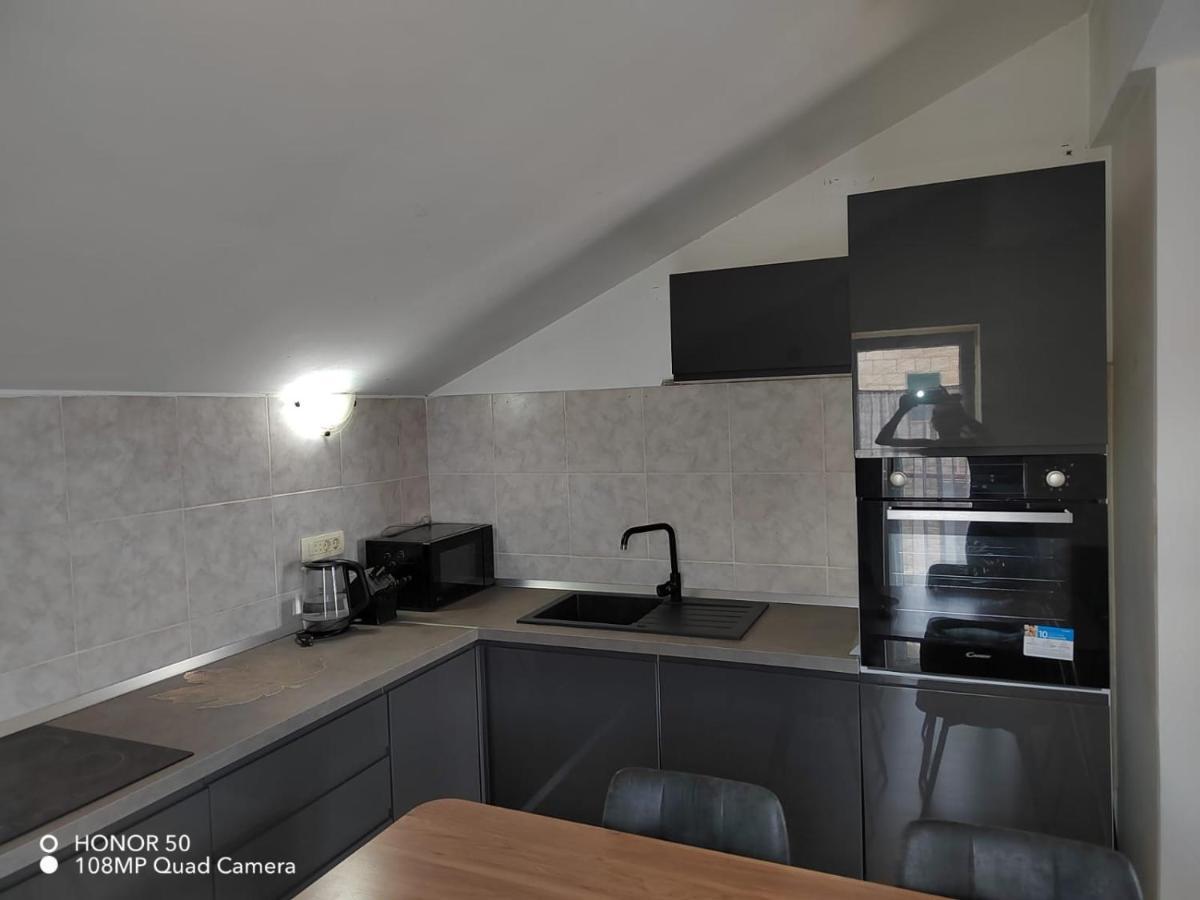 Angella Apartment Дуги-Рат Экстерьер фото